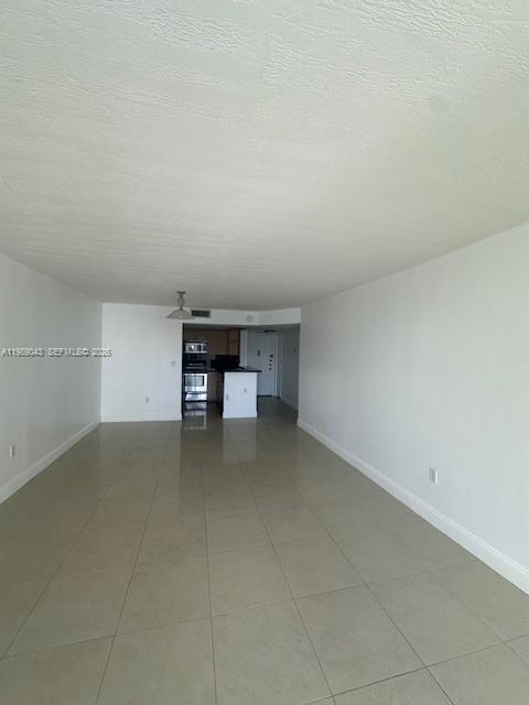 COMMODORE PLAZA CONDO - Residential