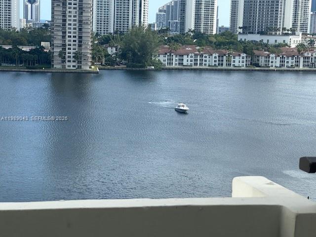 COMMODORE PLAZA CONDO - Residential