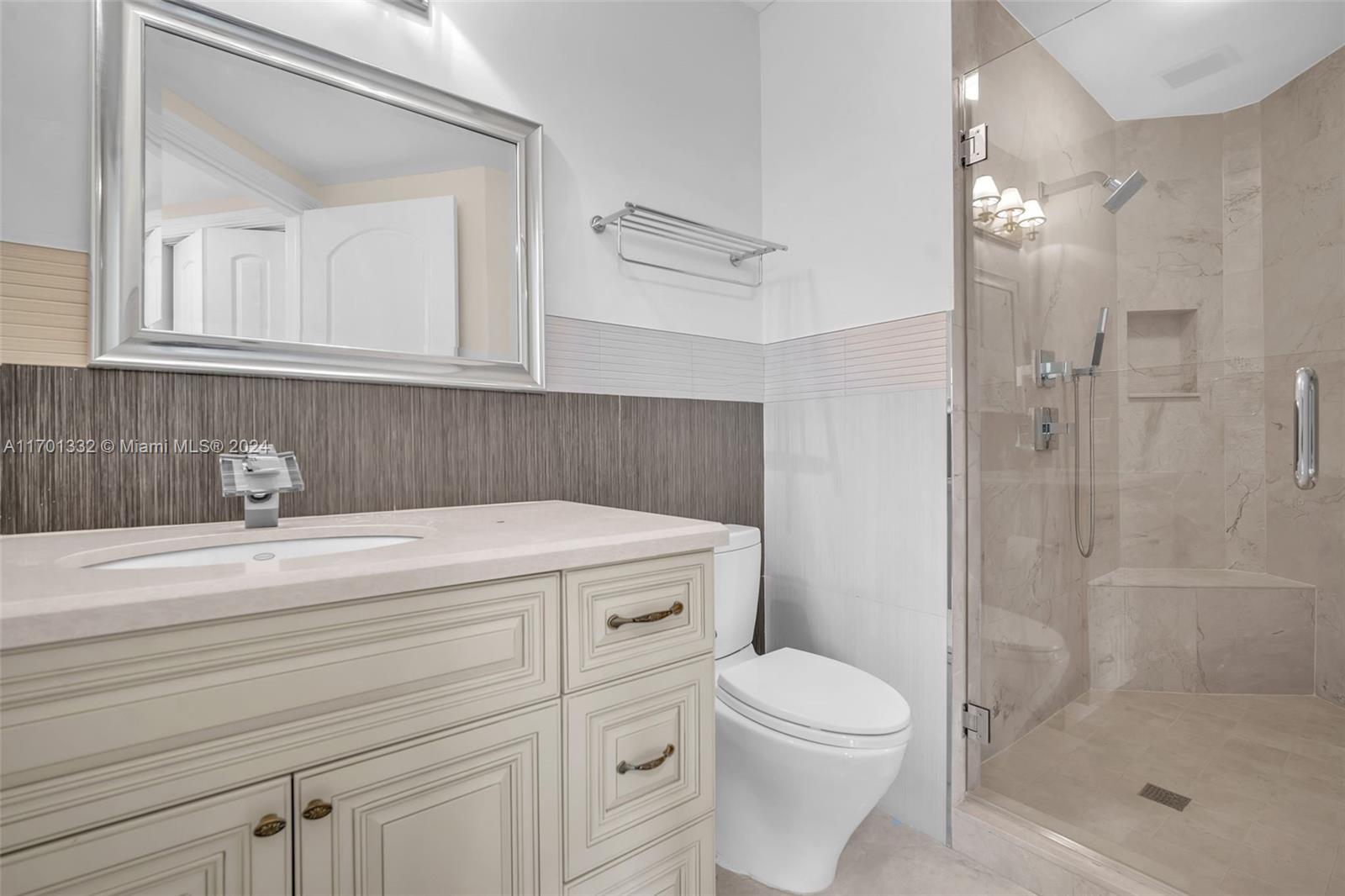 SUNRISE OCEAN CLUB CONDO - Residential Lease