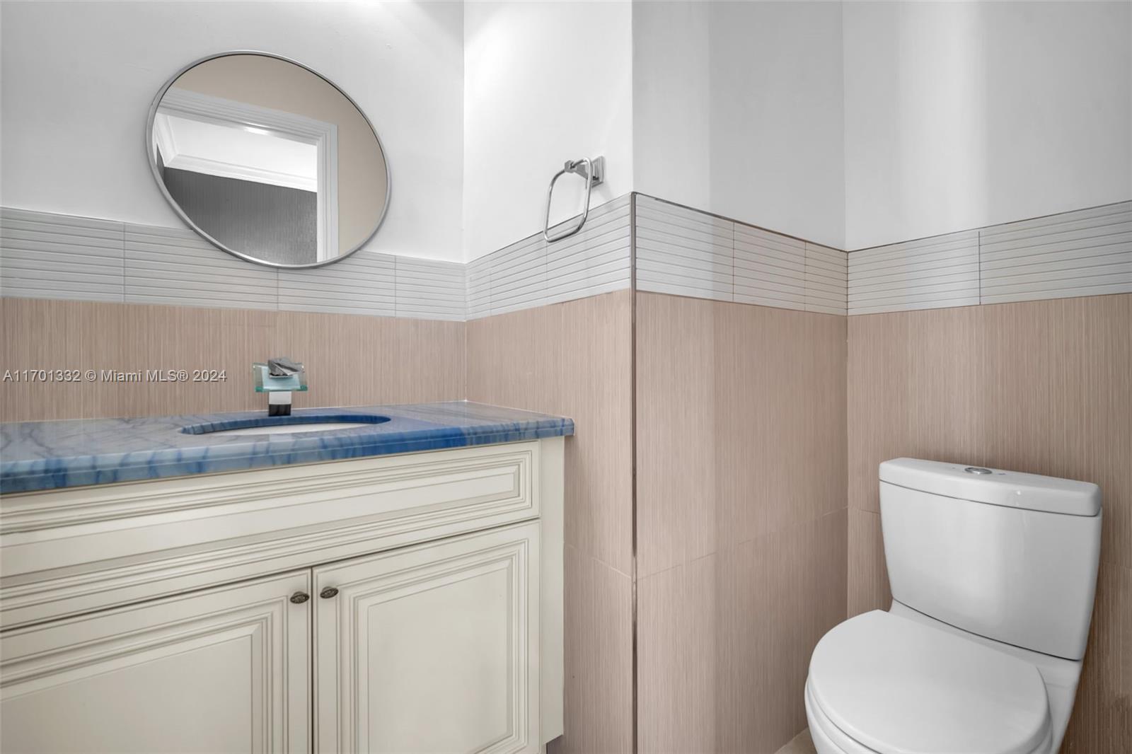 SUNRISE OCEAN CLUB CONDO - Residential Lease