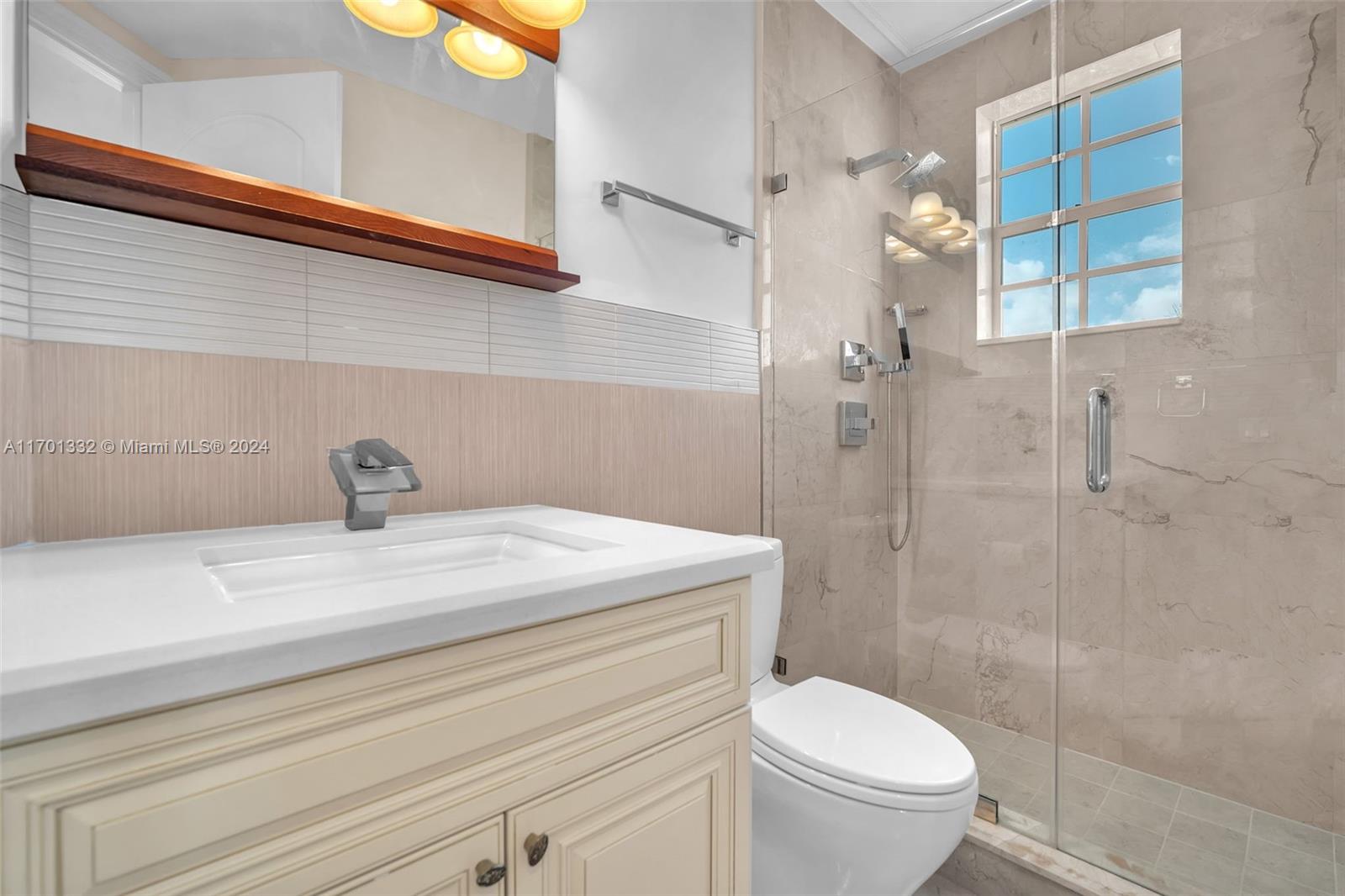 SUNRISE OCEAN CLUB CONDO - Residential Lease