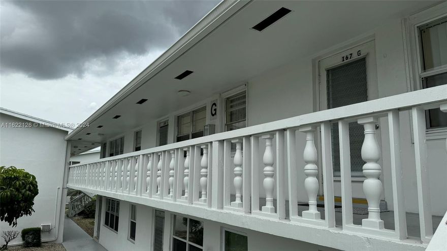 Ideal unit for investors! Georgeous renovated and spacious condo in this amazing 55+ community. 1 bedroom 1 bathroom in great condition. Natural light. Ceramic floor. Tons of space in built-in closets. This unit is located near the clubhouse and community ammenites: pool, fitness center, card rooms. Century Village community also offers teenis courts, theater with fre weekly movies, 24-hour security and shuttle service. 
Unit has a tenant in place until January14th, 2026 for $1200 montly.
Motivated seller!