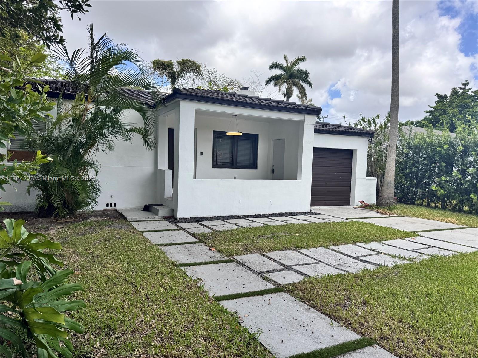 632 Minola Dr