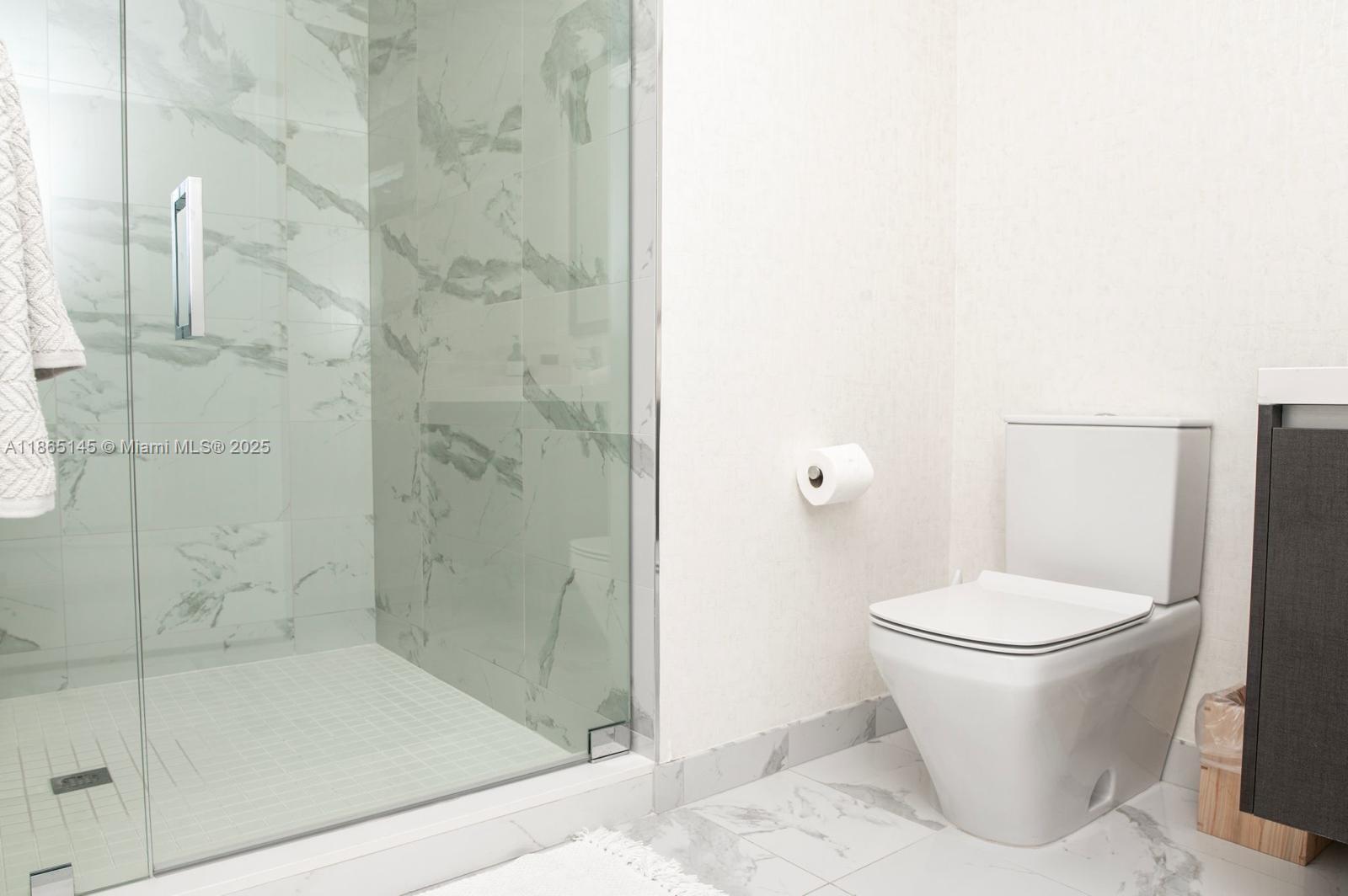 PARAMOUNT MIAMI WORLDCENT - Residential