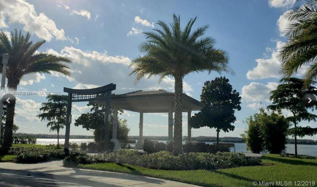 Satori DUNNWOODY LAKE - Residential