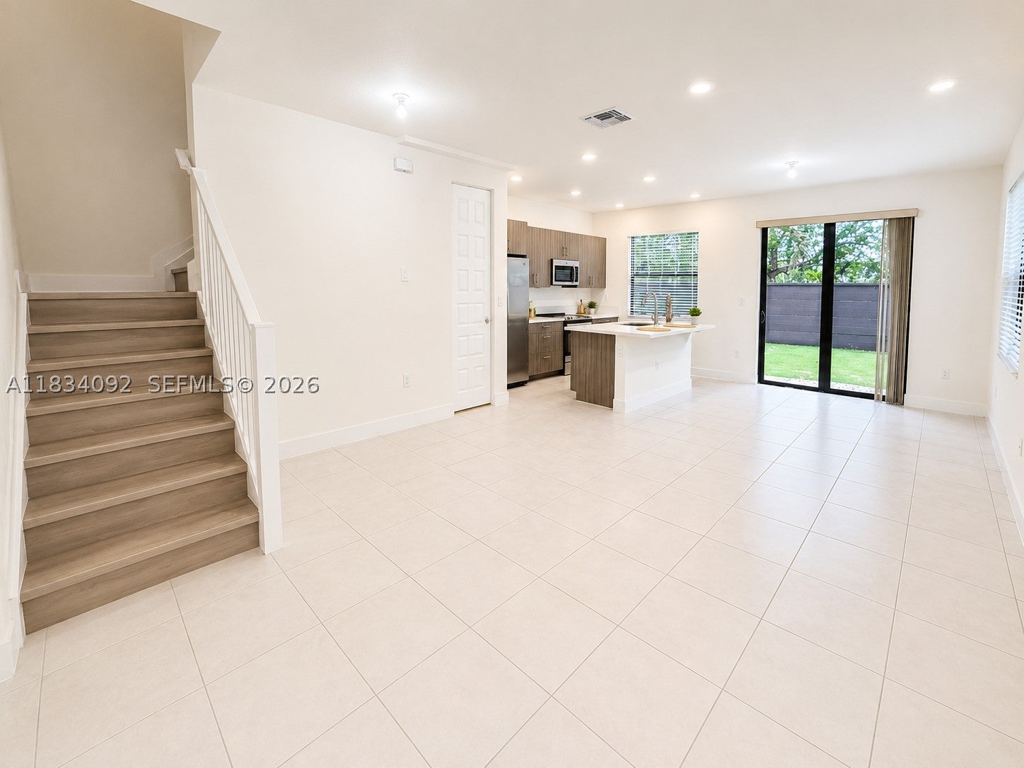 15842 NW 91 Ct 15842