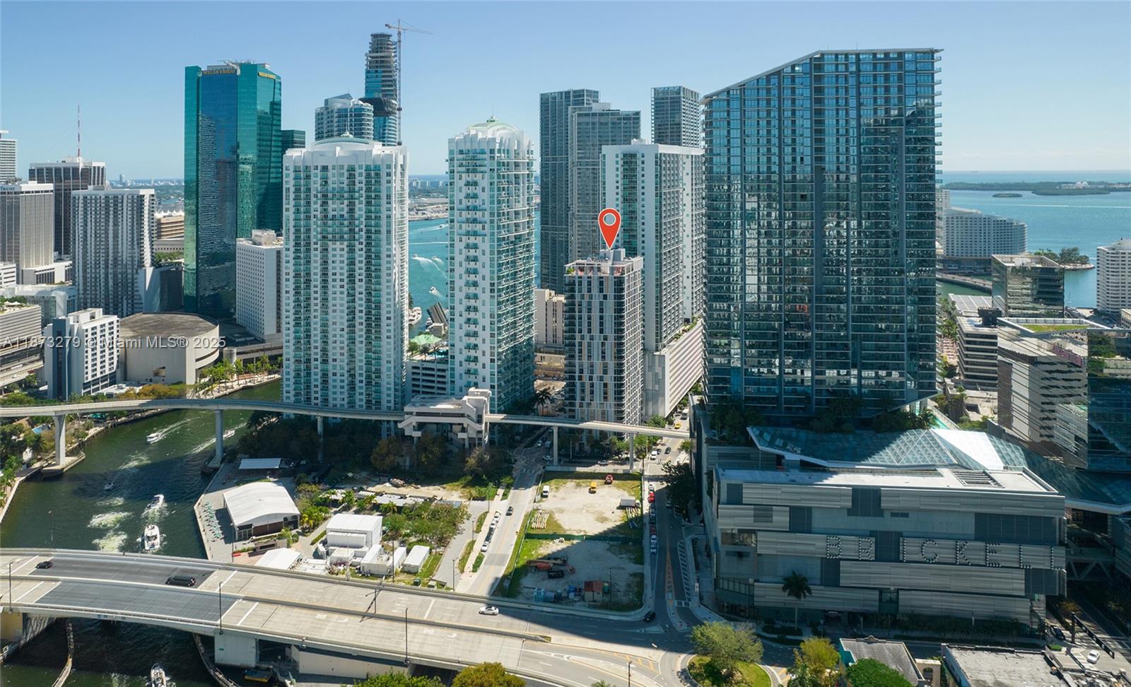 Located in the heart of Brickell, this pristine residence offers the ultimate in city living. Just steps away from the Metromover, one block from Brickell City Center, and half a block from Miami River, the location is unmatched with easy access from inside or outside Brickell. The unit sits on a low floor, perfect for anyone who refers convenience and easy access to the ground level or is not a fan of heights. recently refurnished, the unit is in excellent condition and move-in ready. Building allows for 30-day minimum rentals. 12 a year, perfect for an investor or someone looking for a city retreat.