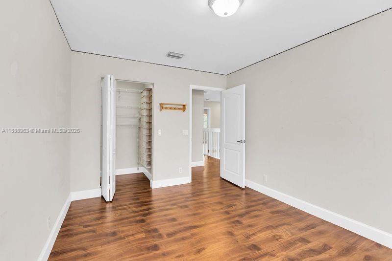 LAKES AT BOCA RATON PAR E - Residential Lease