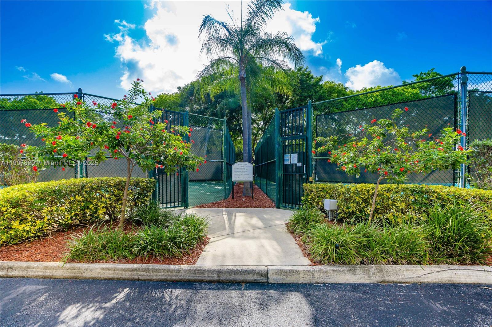 THE YACHT CLUB AT AVENTUR - Residential Lease