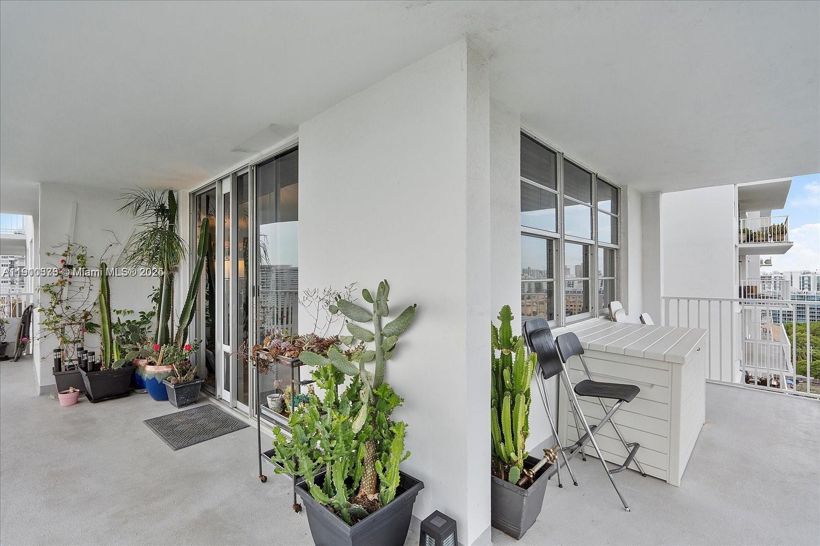 ADMIRALS PORT CONDO WEST - Residential