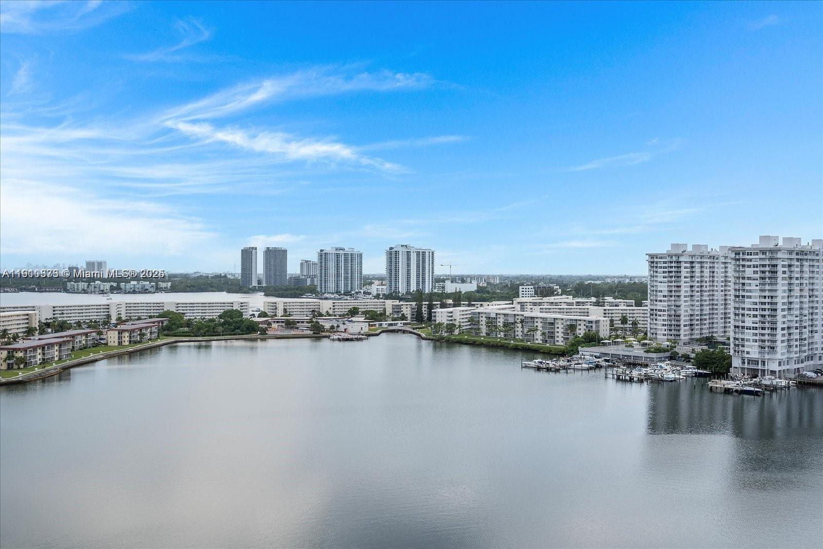 ADMIRALS PORT CONDO WEST - Residential