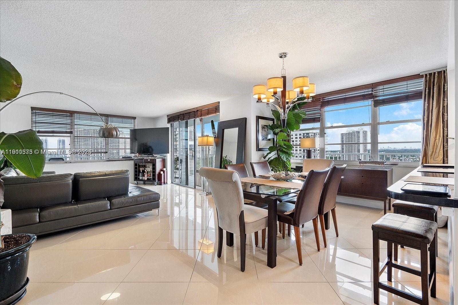 ADMIRALS PORT CONDO WEST - Residential