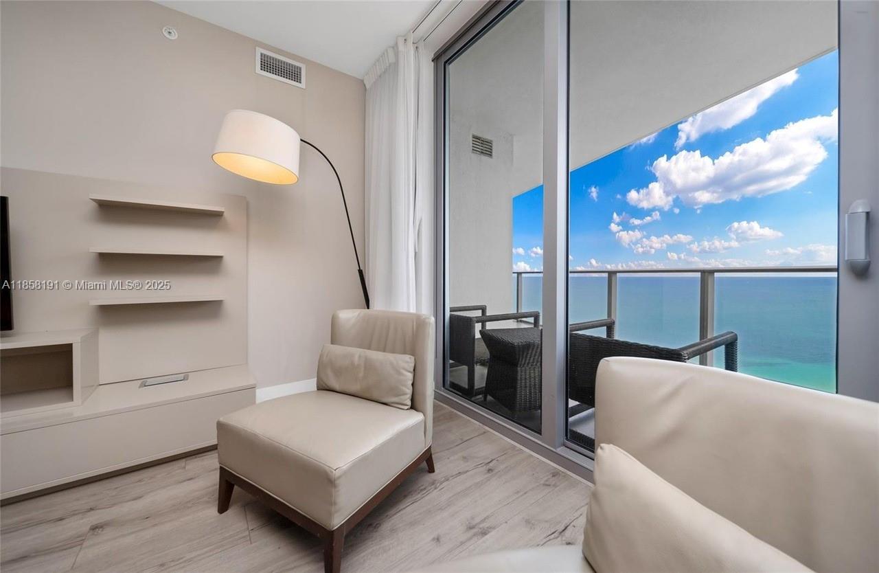 4111 SOUTH OCEAN DRIVE CO - Residential