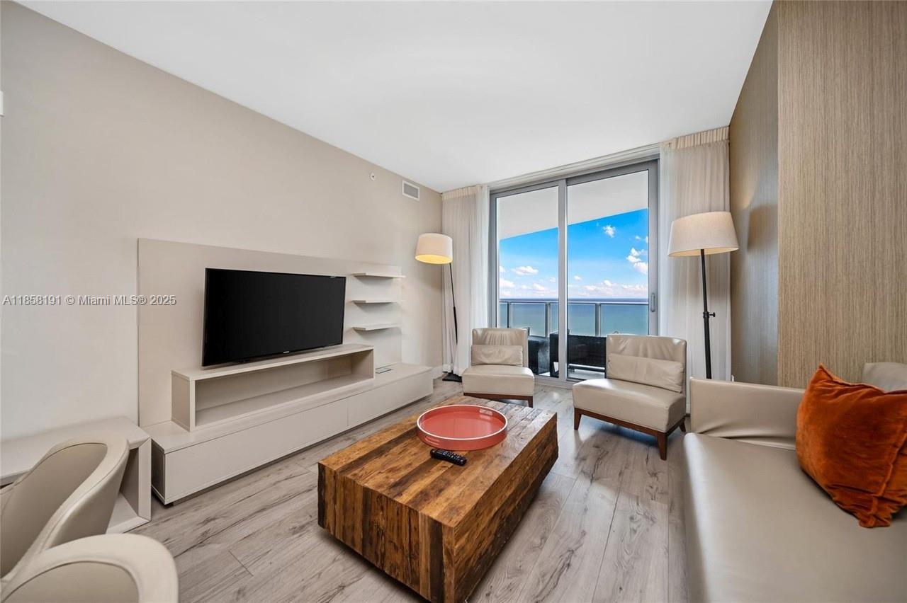 4111 SOUTH OCEAN DRIVE CO - Residential