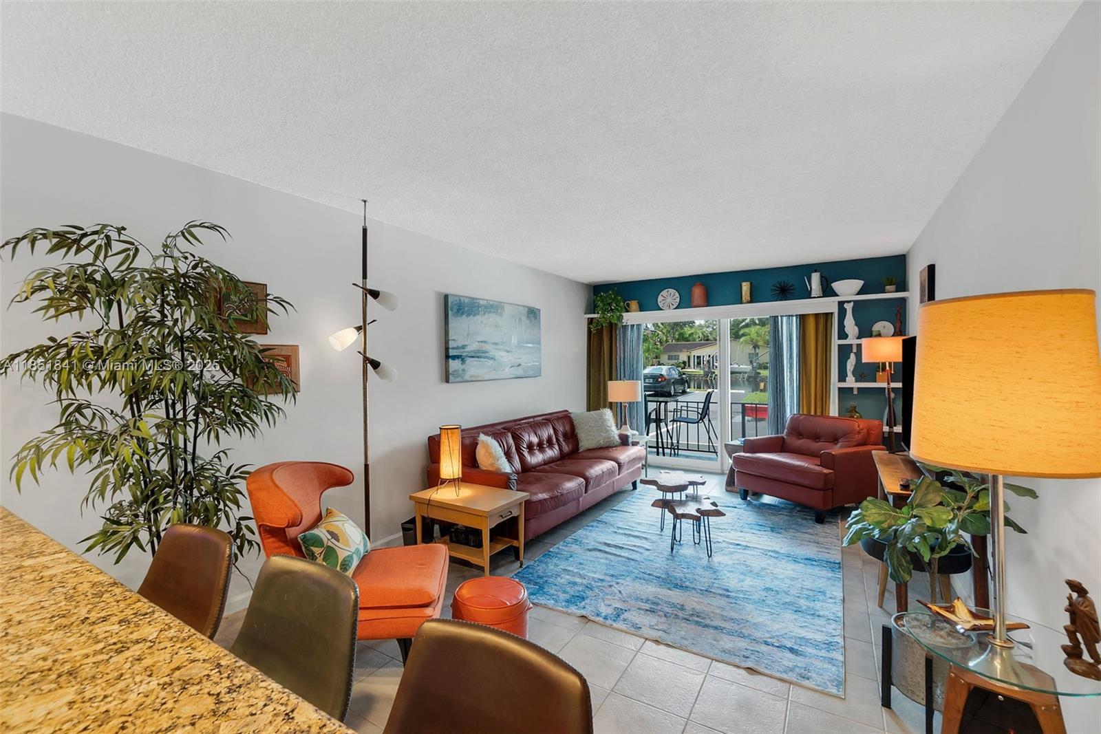 3004 NE 5th Ter 106-C