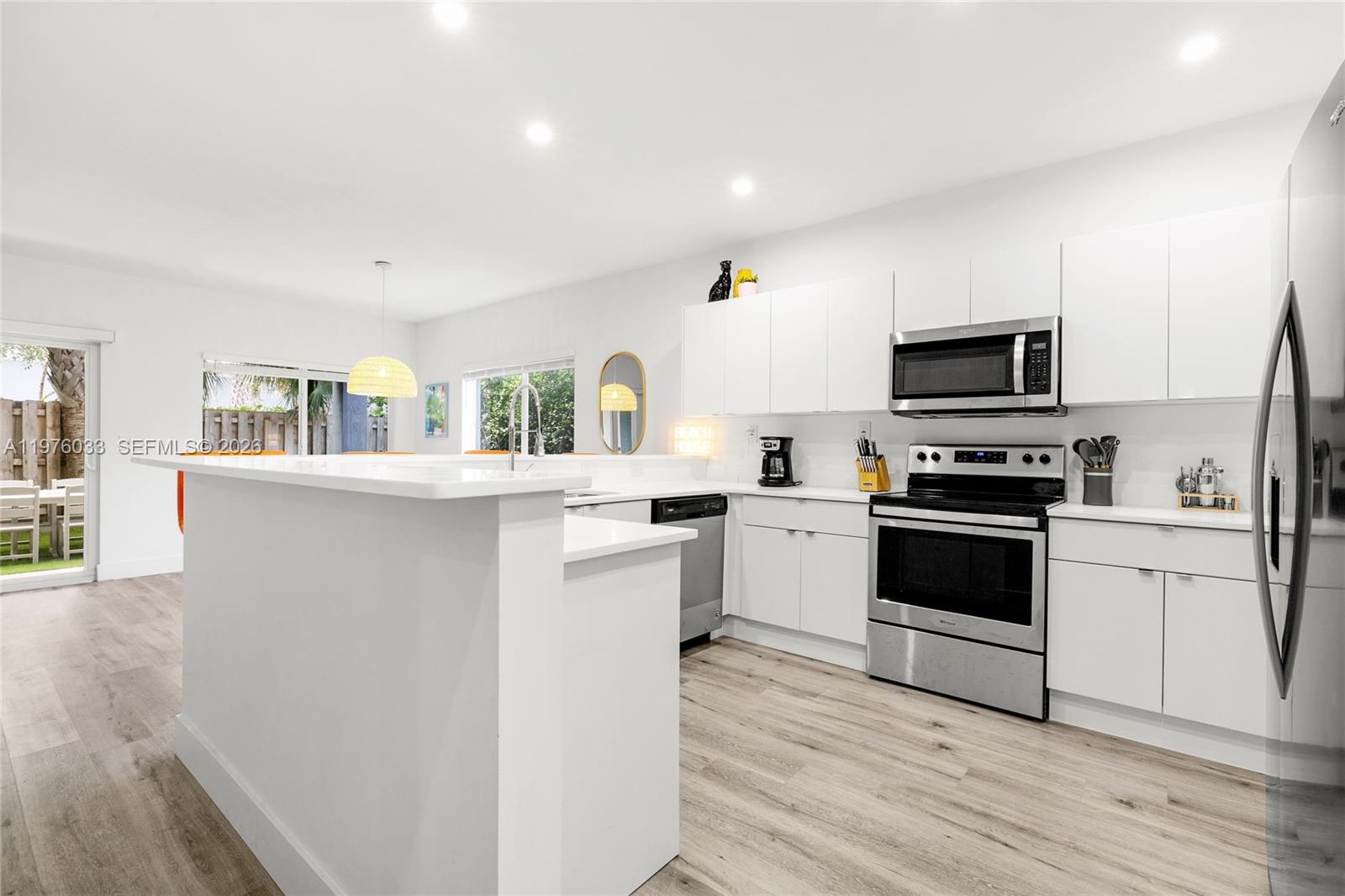 1123 NE 23rd Ter 1123