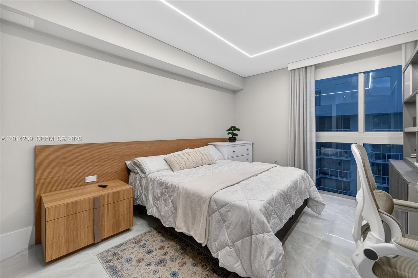 PARQUE TOWERS CONDO - Residential