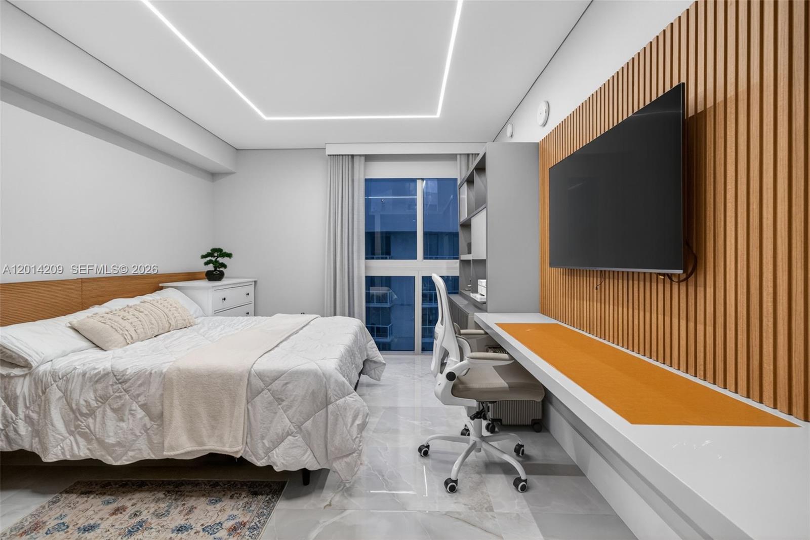 PARQUE TOWERS CONDO - Residential