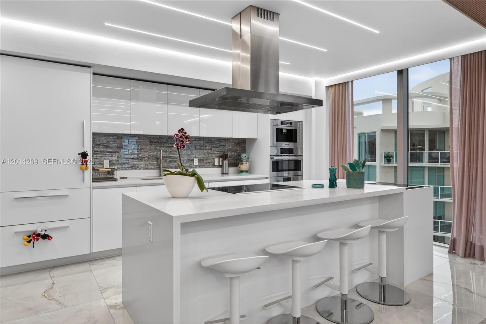 PARQUE TOWERS CONDO - Residential