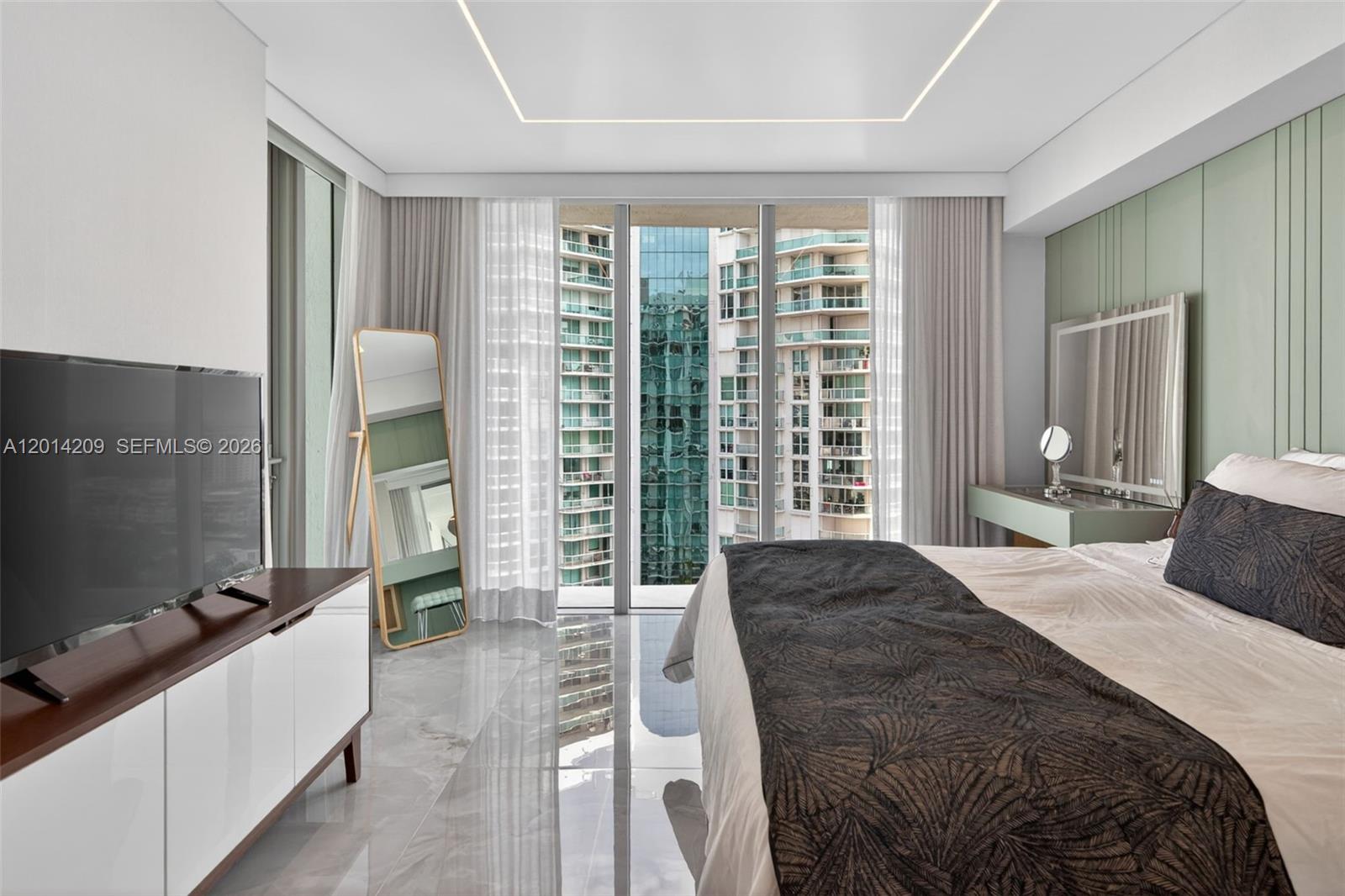 PARQUE TOWERS CONDO - Residential
