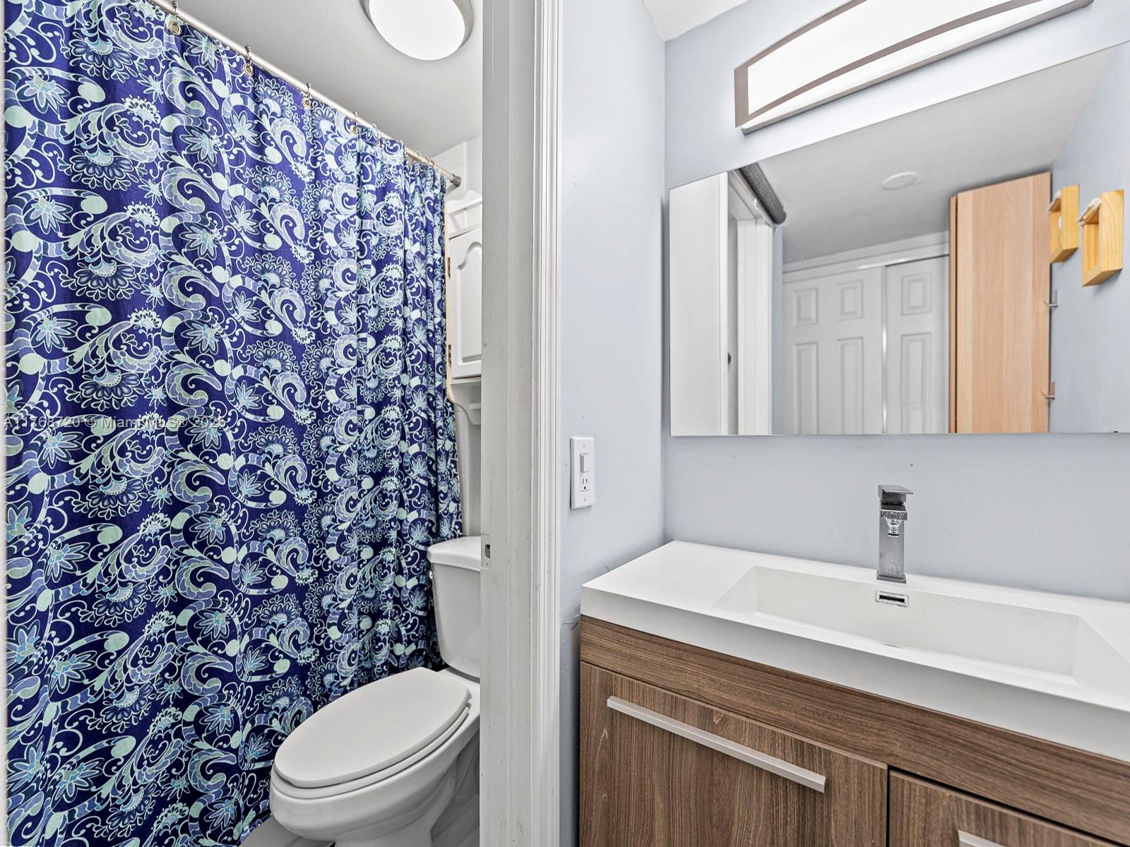 PINEBARK CONDO NO 1 - Residential