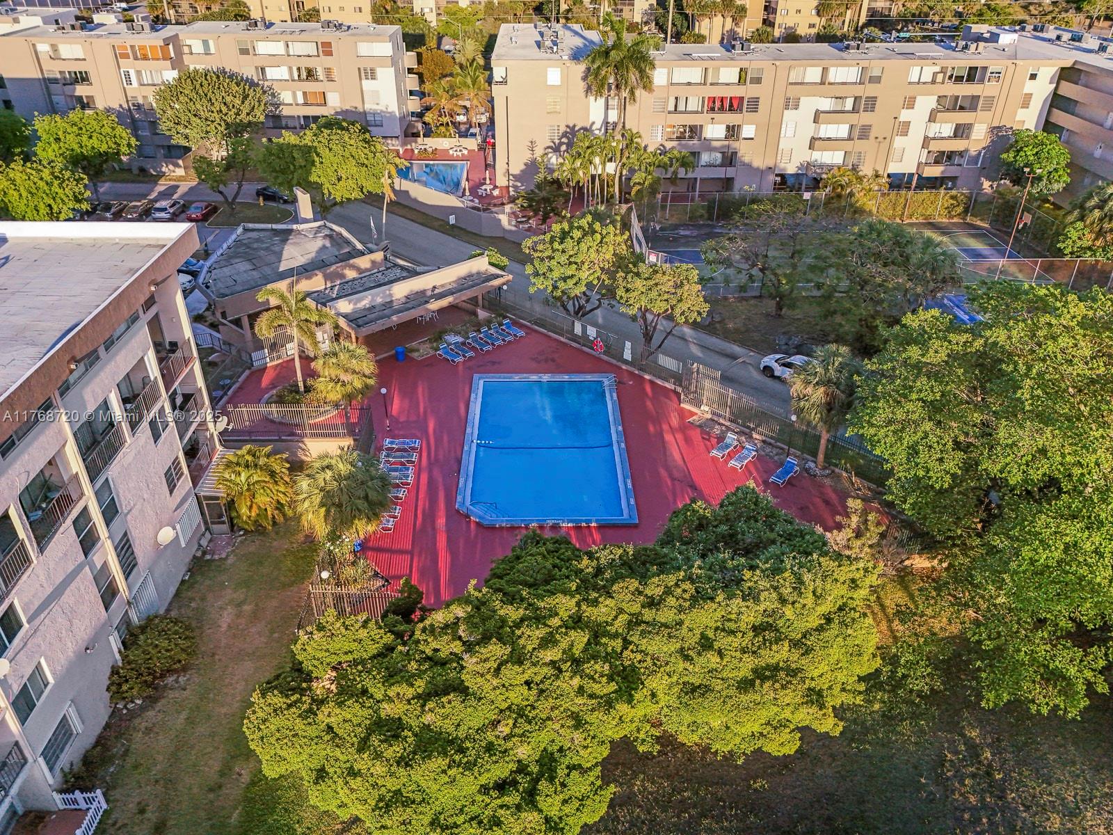 PINEBARK CONDO NO 1 - Residential