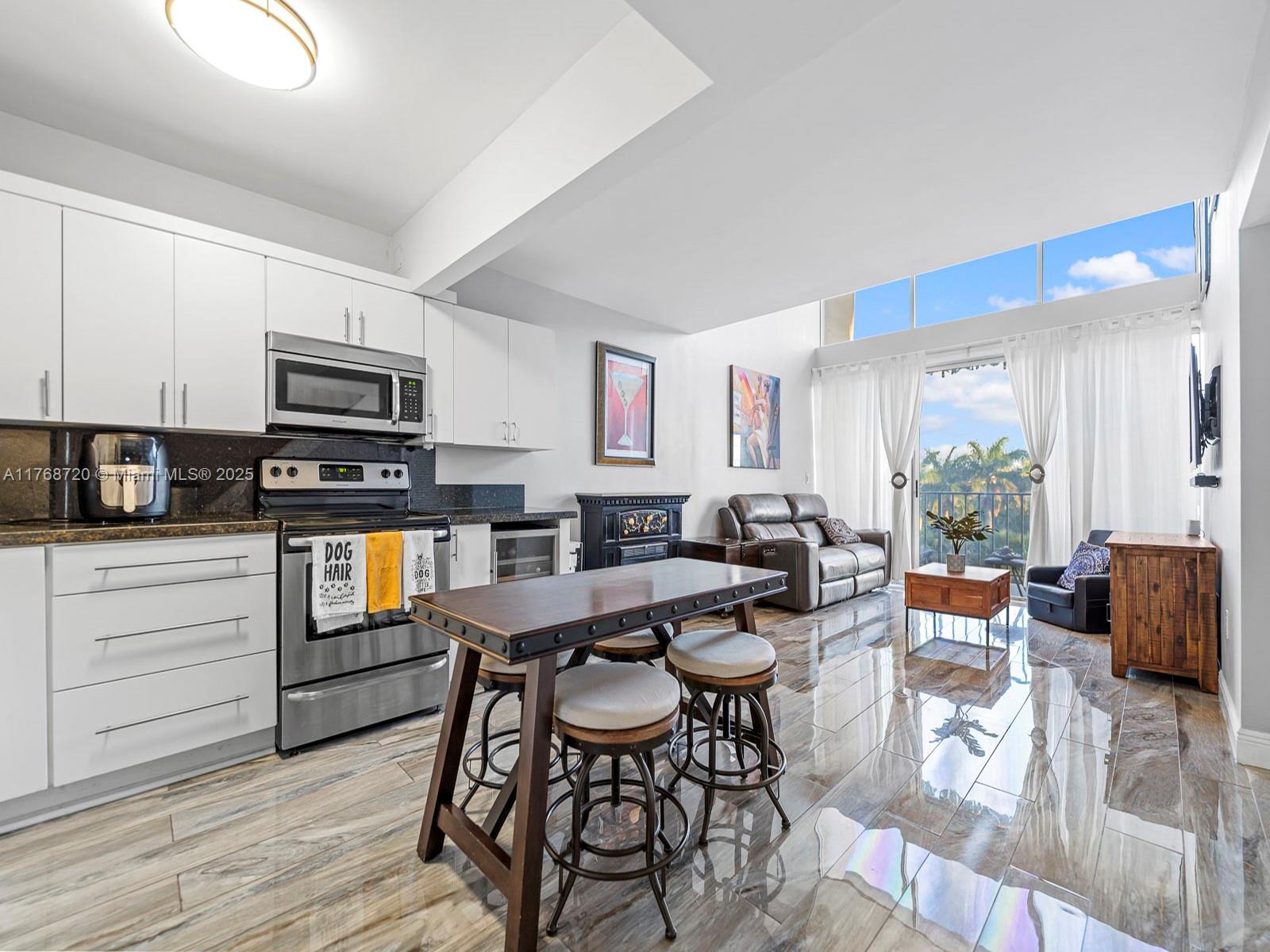 PINEBARK CONDO NO 1 - Residential