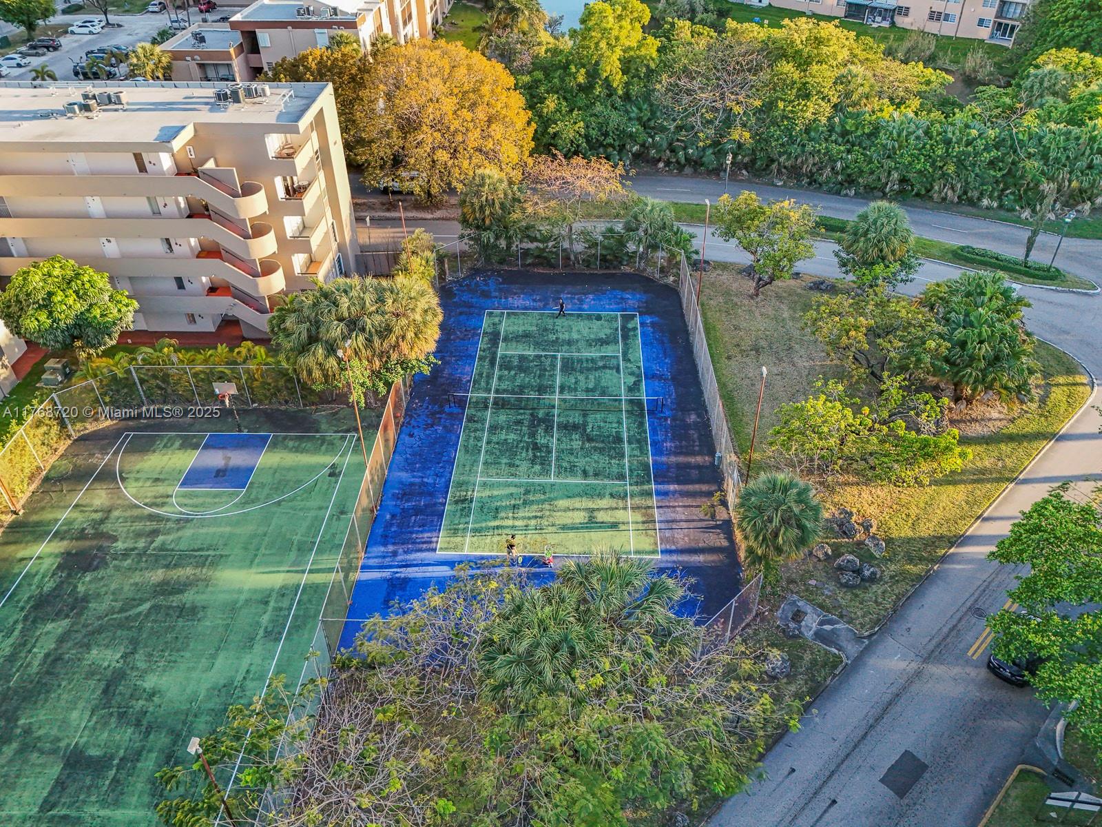 PINEBARK CONDO NO 1 - Residential