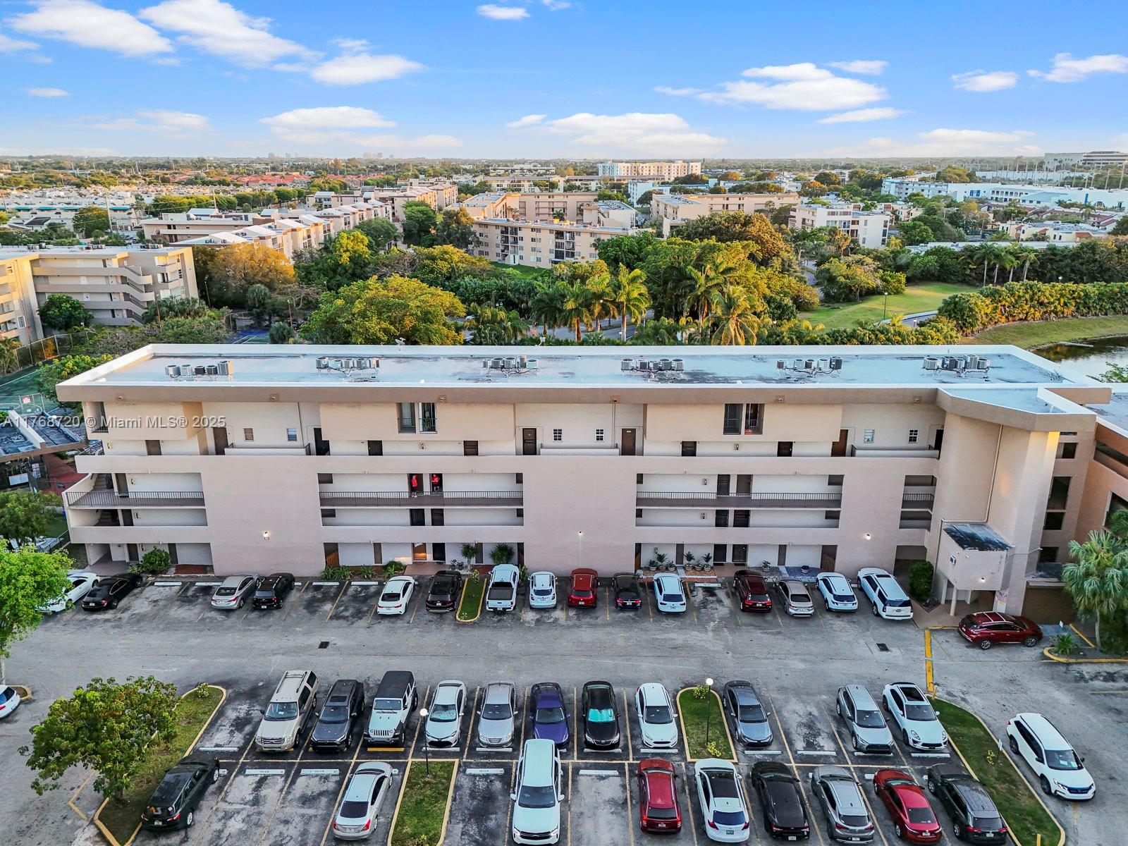 PINEBARK CONDO NO 1 - Residential
