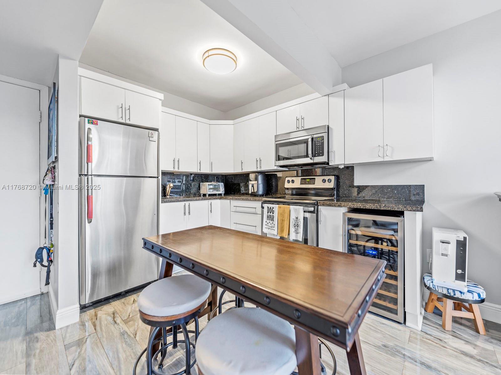 PINEBARK CONDO NO 1 - Residential