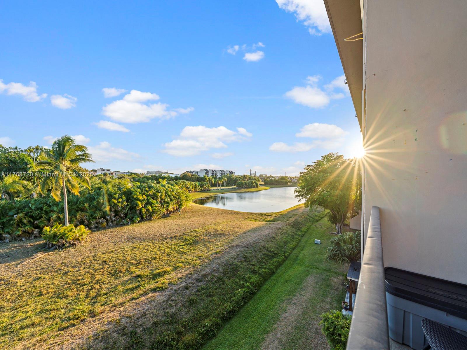 PINEBARK CONDO NO 1 - Residential