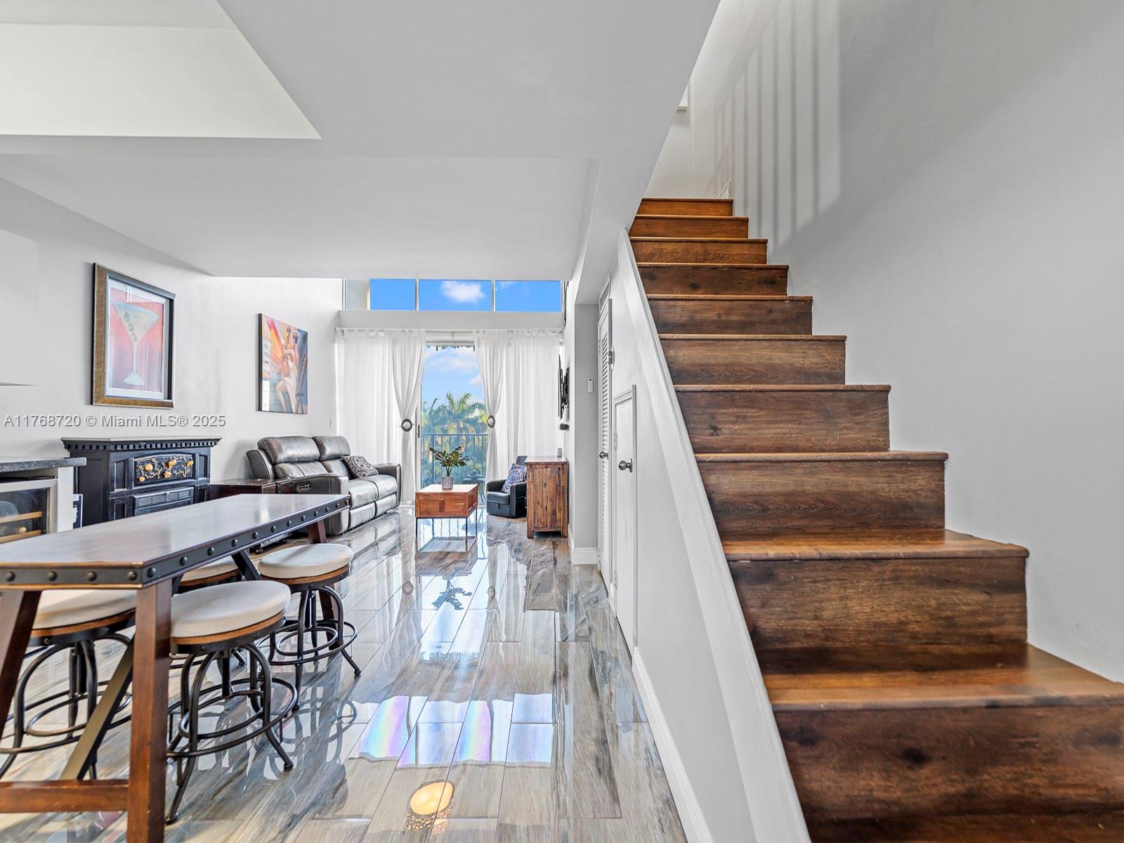 PINEBARK CONDO NO 1 - Residential
