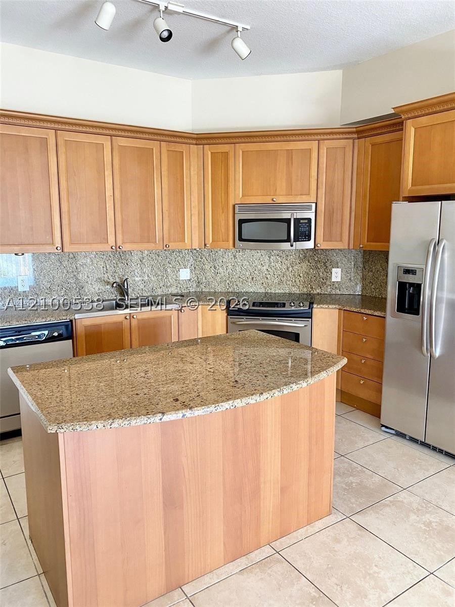 View photos, virtual tours, details... 55 Merrick Way 842
