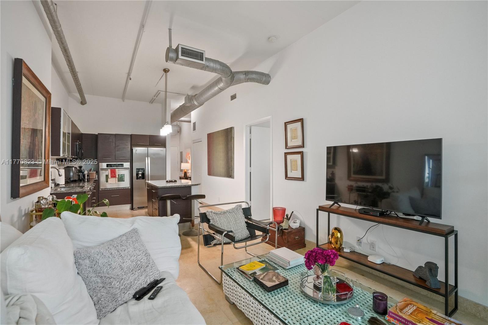 UPTOWN MARINA LOFTS CONDO - Residential