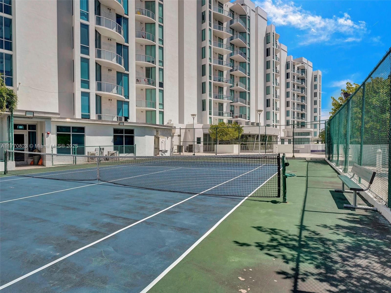 UPTOWN MARINA LOFTS CONDO - Residential