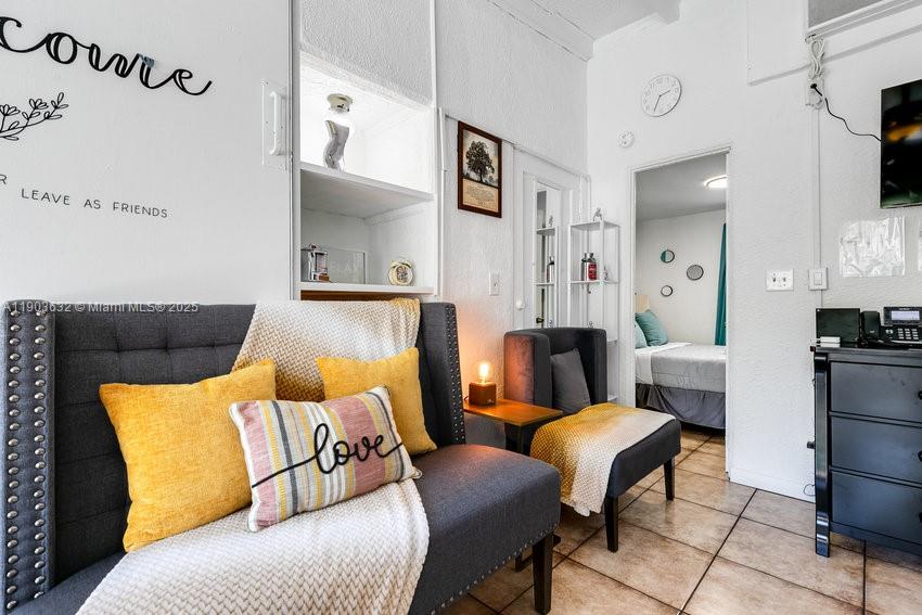 SOUTH SIDE PARK - Residential Lease