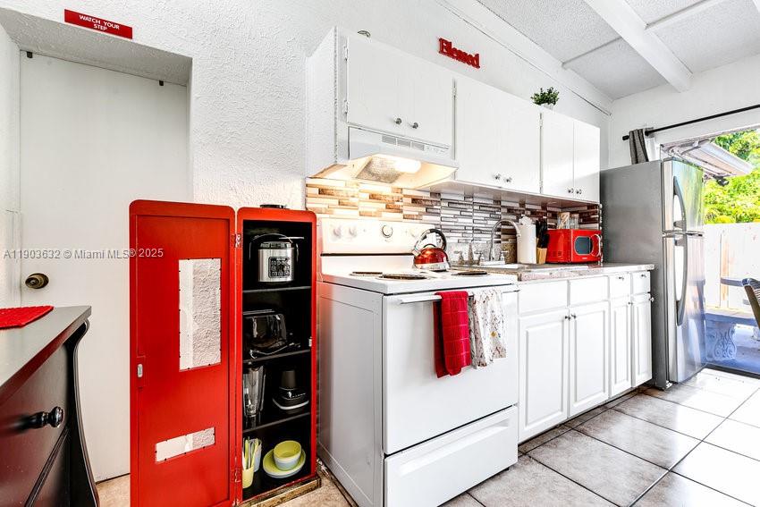 SOUTH SIDE PARK - Residential Lease