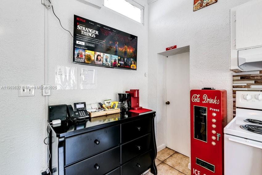 SOUTH SIDE PARK - Residential Lease