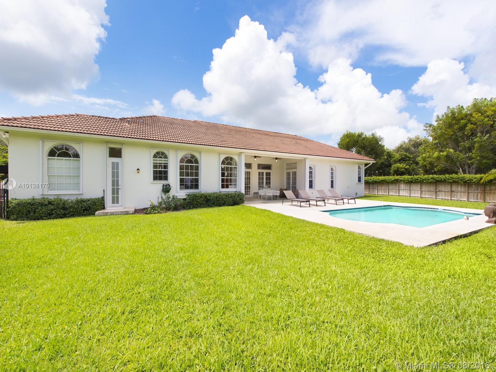 Pinewood Homes - Residential