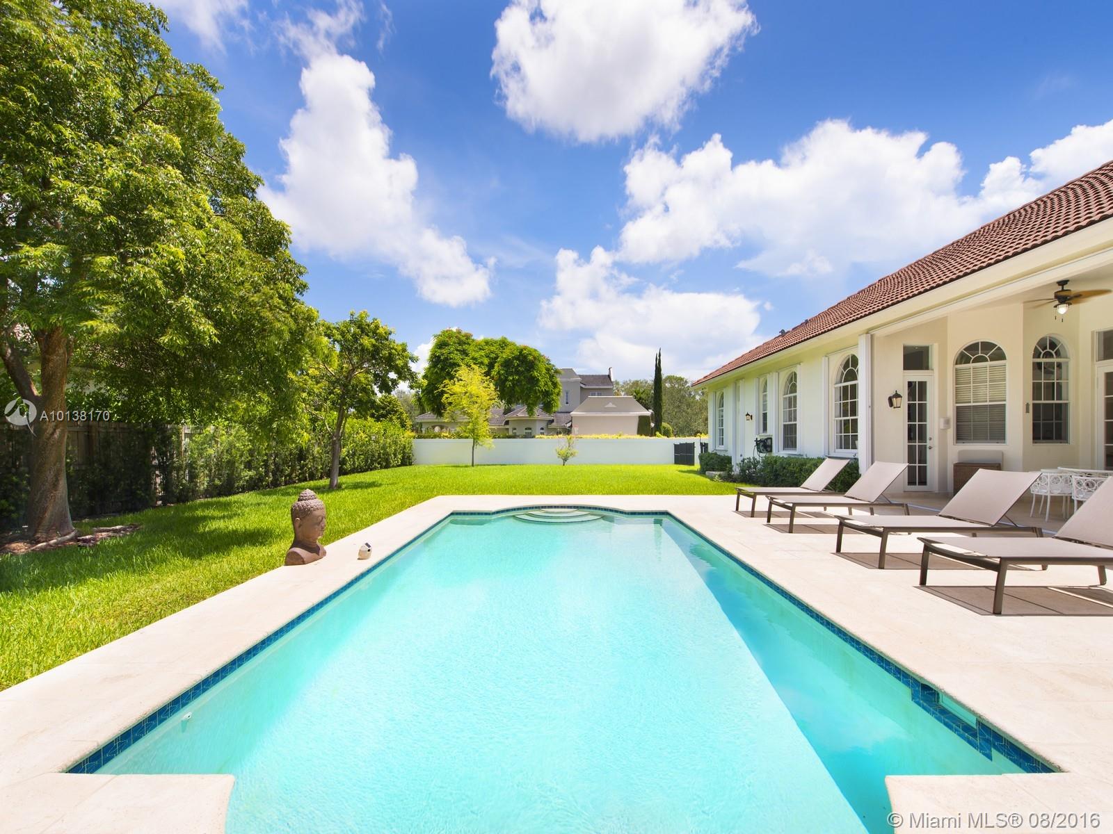 Pinewood Homes - Residential