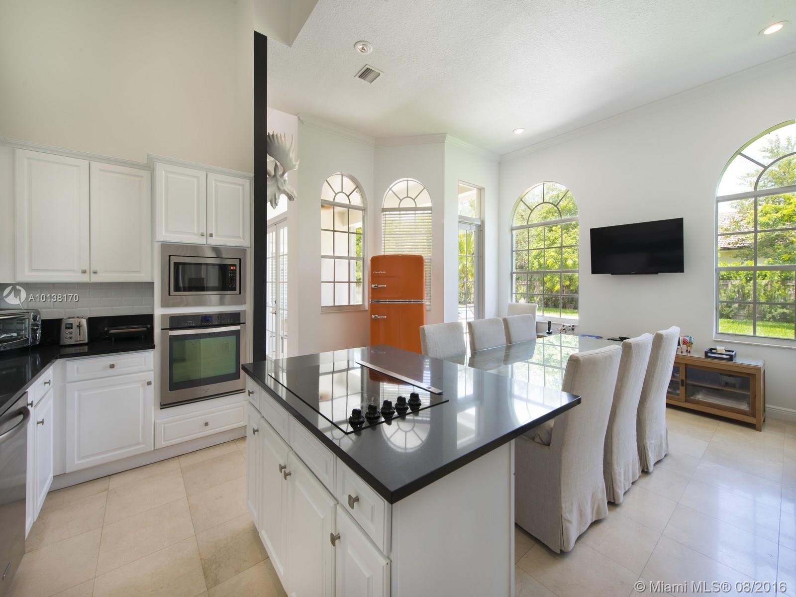 Pinewood Homes - Residential