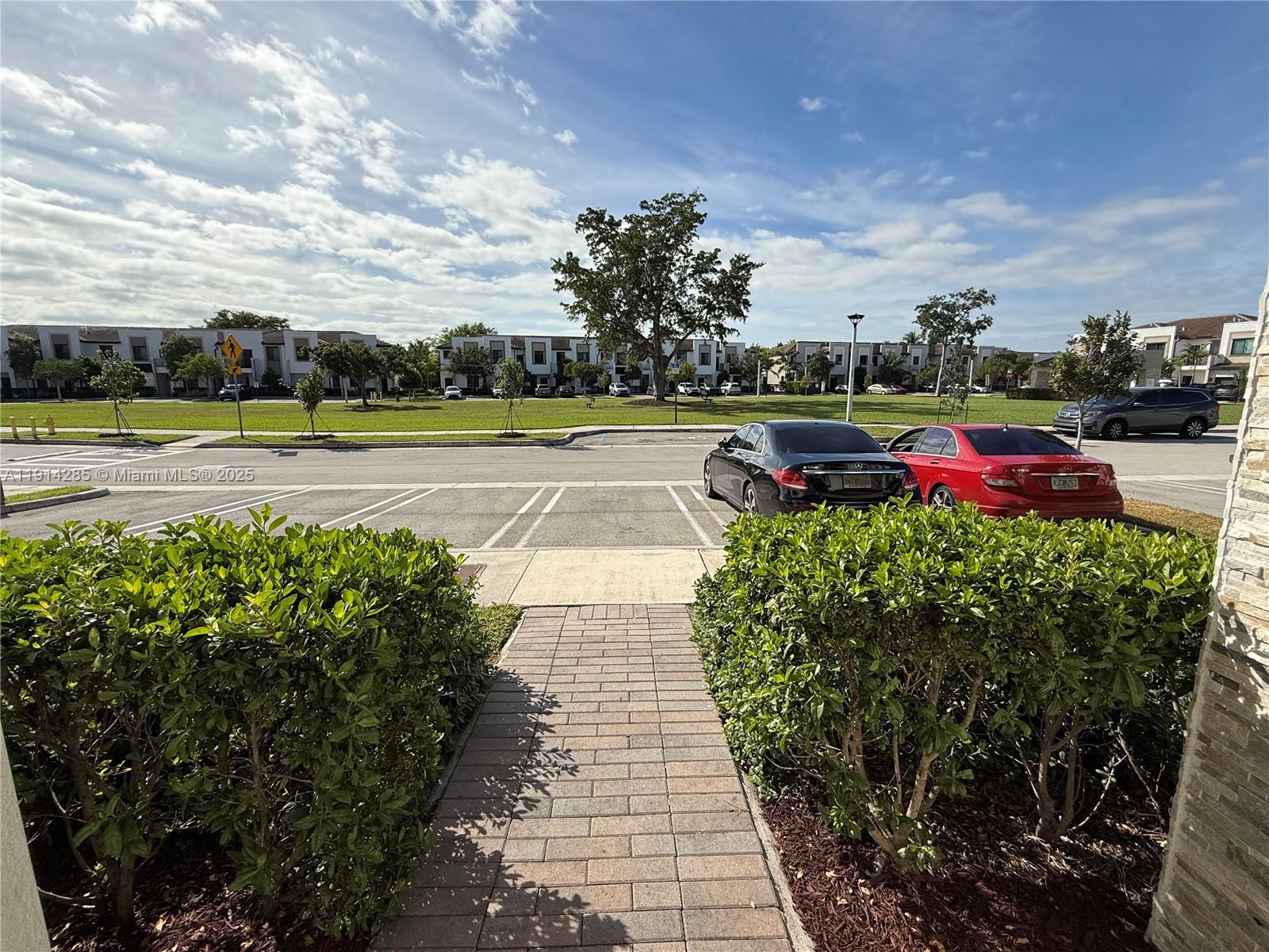 VIA VENTURA NEIGHBORHOOD - Residential Lease