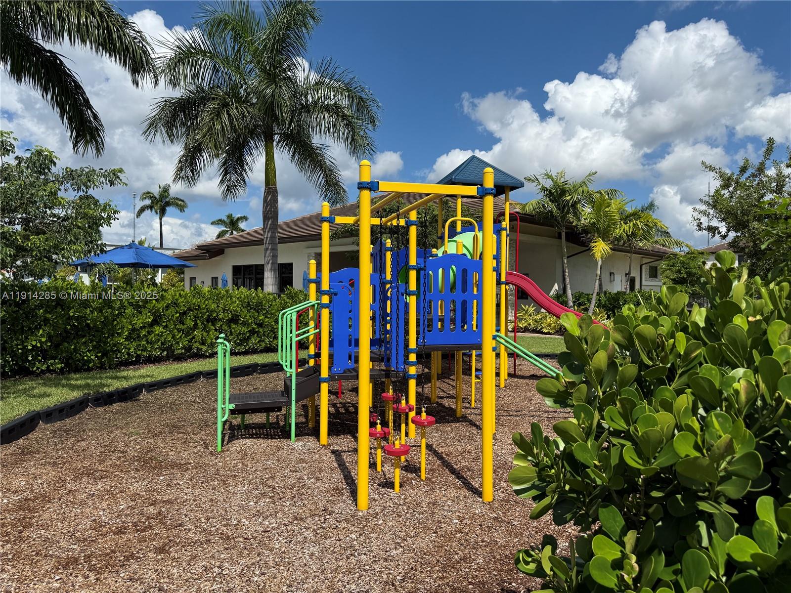 VIA VENTURA NEIGHBORHOOD - Residential Lease