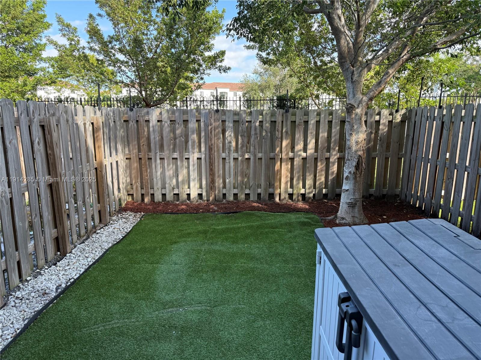 VIA VENTURA NEIGHBORHOOD - Residential Lease