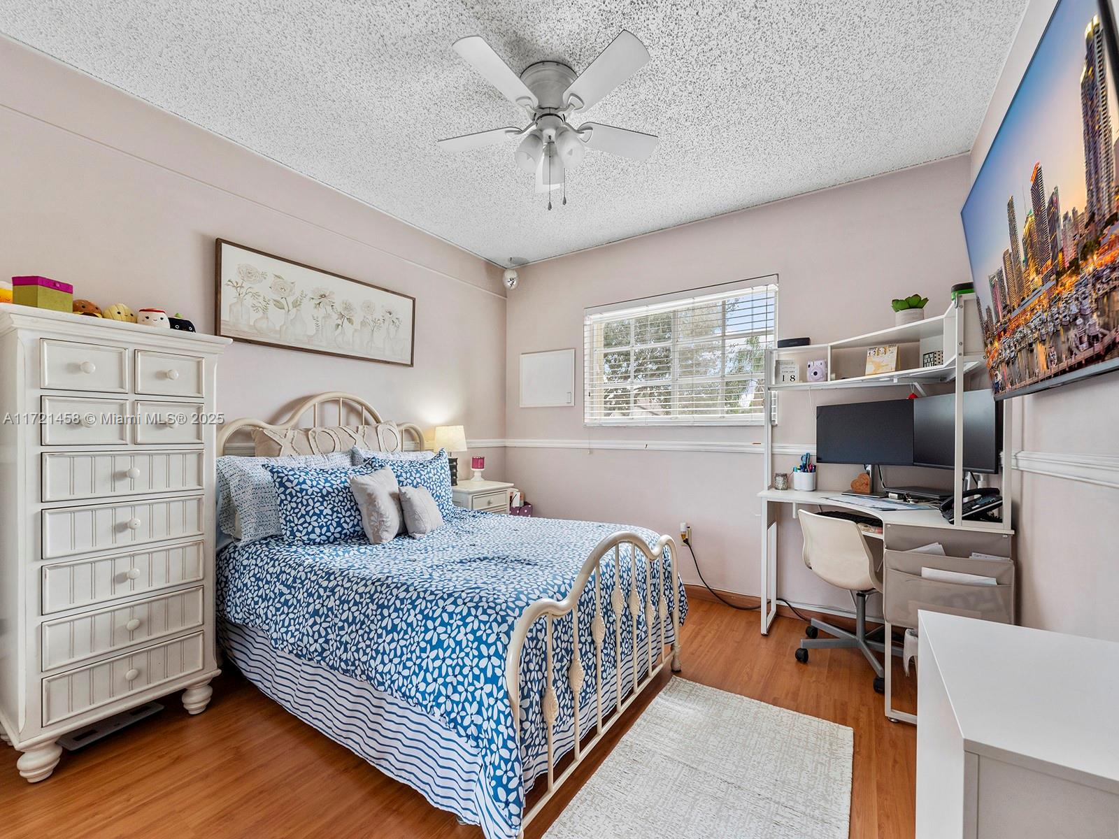 CHARLESTOWNE - Residential