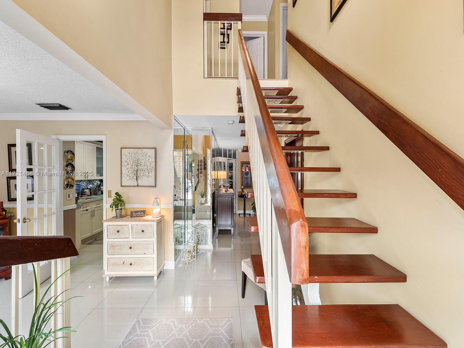 CHARLESTOWNE - Residential