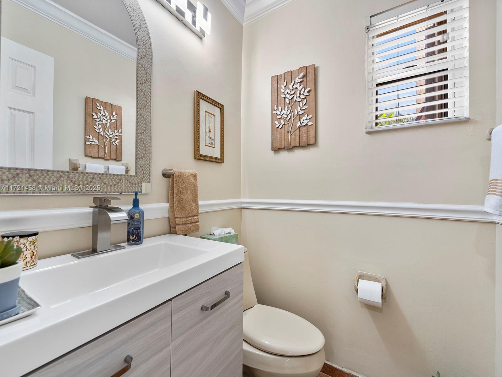 CHARLESTOWNE - Residential