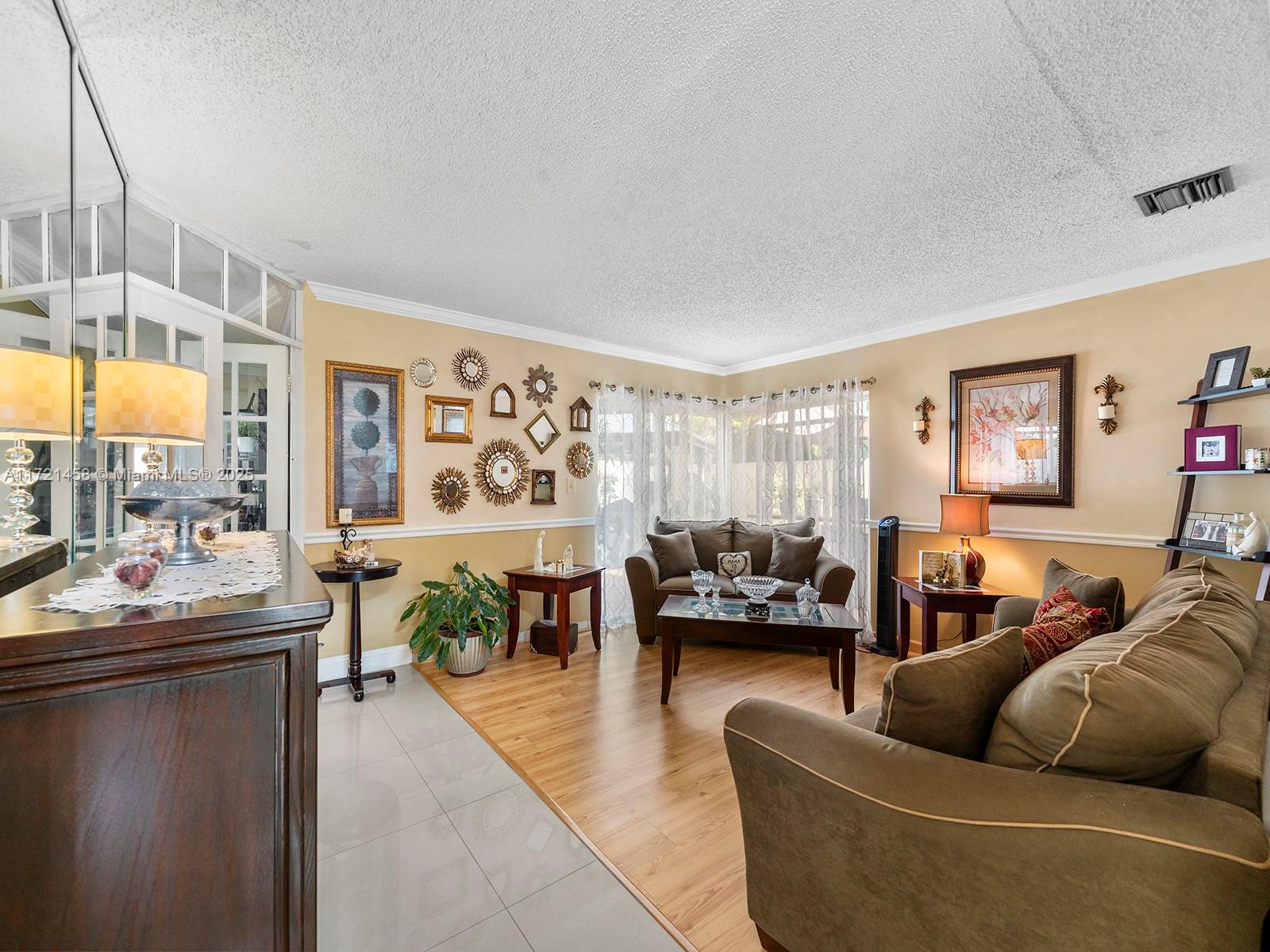CHARLESTOWNE - Residential