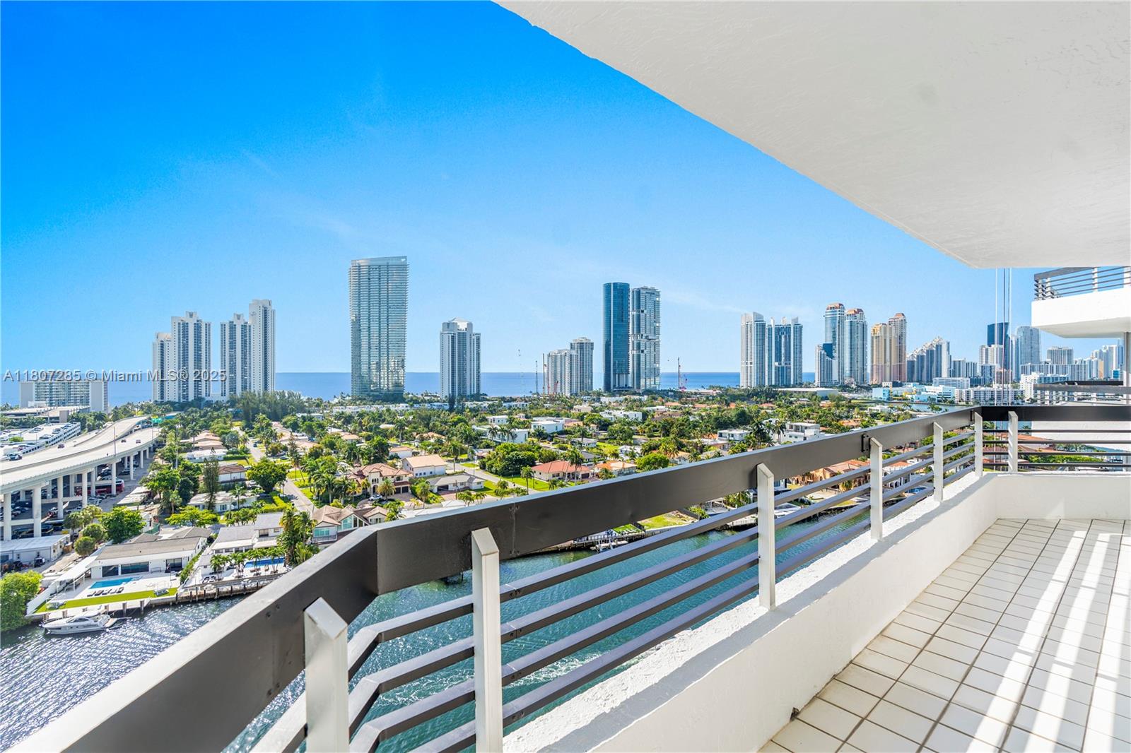 MYSTIC POINTE CONDO NO TW - Residential