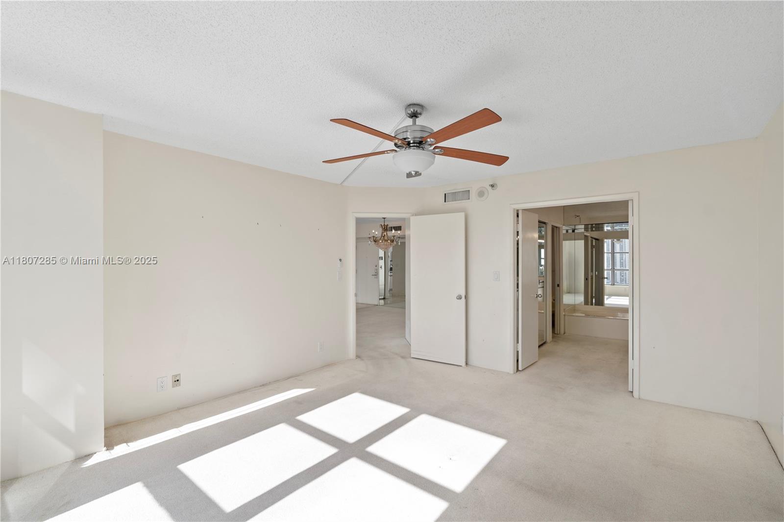 MYSTIC POINTE CONDO NO TW - Residential